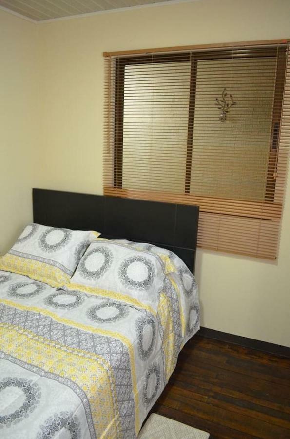 אלאג'ואלה #4 Private Room Close To Airport מראה חיצוני תמונה